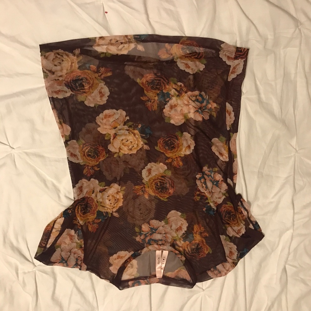 See-through short sleeve